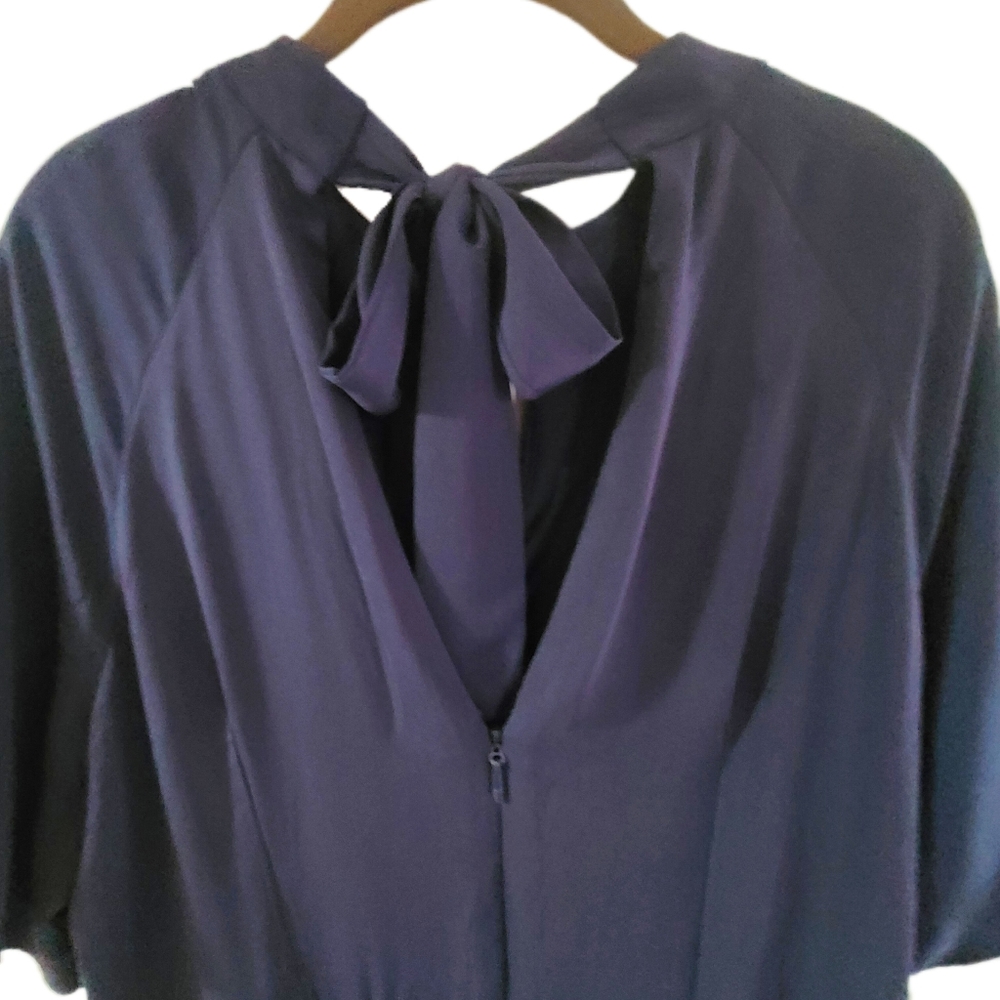 CITY CHIC + Nordstrom Navy Blue Cut Out V-neck Split Sleeve Tie Back 16 - Picture 6 of 12